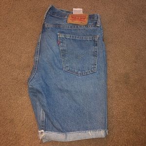Levi’s 511 Slim Fit Cut-off Shorts Sz 34